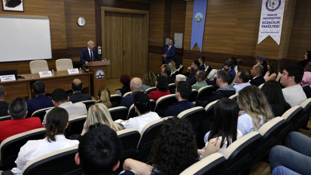 "BALKAN ÜLKELERİNDE OKUTULAN DERS KİTAPLARINDA VE BALKAN BASININDA TÜRK İMAJI" ÇALIŞTAYI DÜZENLENDİ
